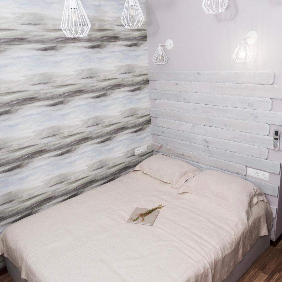 Golden Park Apartments Umanʼ المظهر الخارجي الصورة